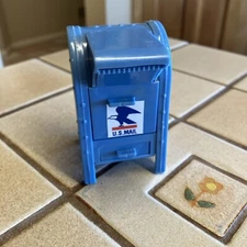 JSNY VINTAGE PLASTIC 3" MAILBOX POSTAGE STAMP ROLL HOLDER MAGNETIC