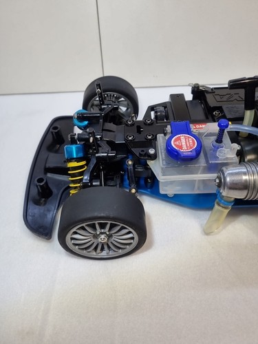 TAMIYA 1/10 PISTA SCOPPIO R/C MERCEDES GT RARE - Foto 16 di 24