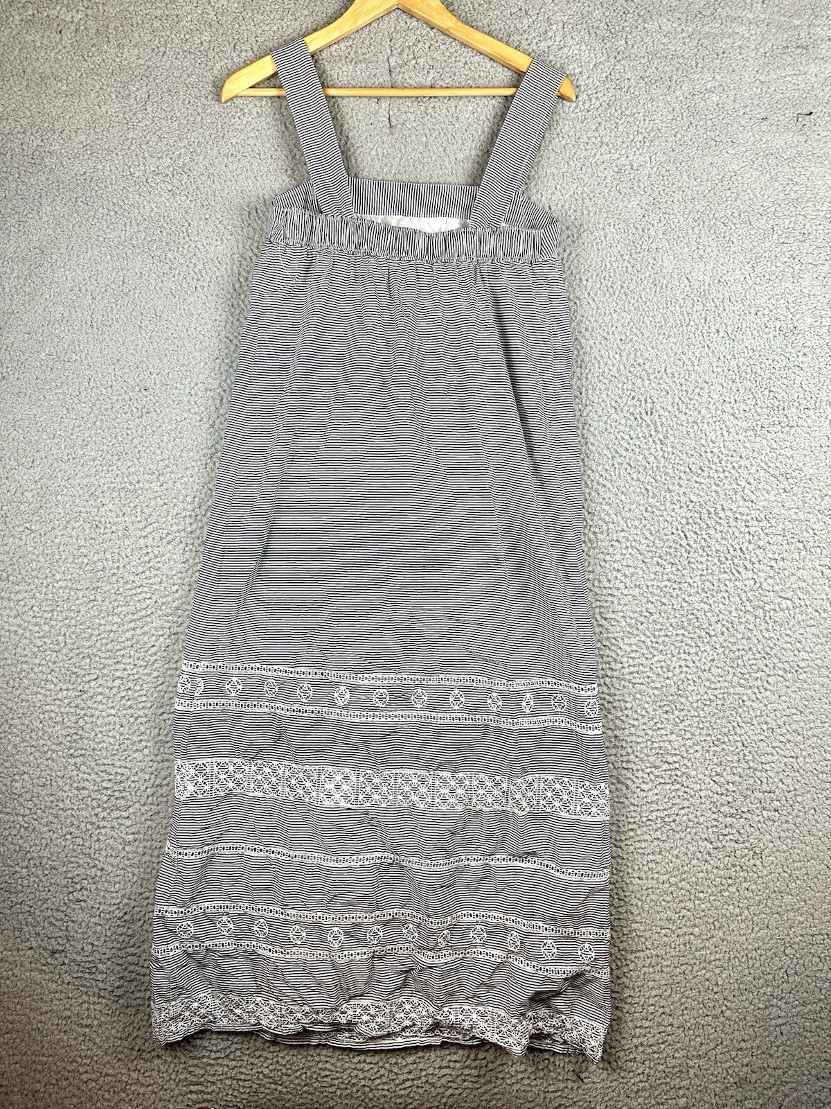 Picture 2 of 5