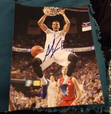 SKAL LABISSIERE SIGNED 8X10 PHOTO KENTUCKY SACRAMENTO KINGS W/COA+PROOF RARE WOW