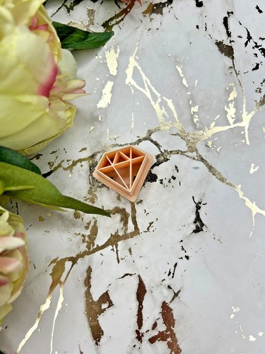 Valentine diamond polymer clay cutter - Picture 3 of 3