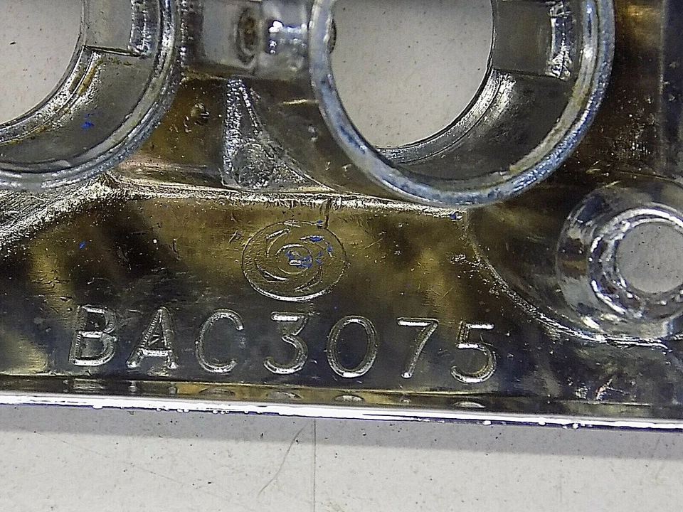 Bisel del espejo retrovisor Jaguar XJS 1981-1988 Foto 2 de 4