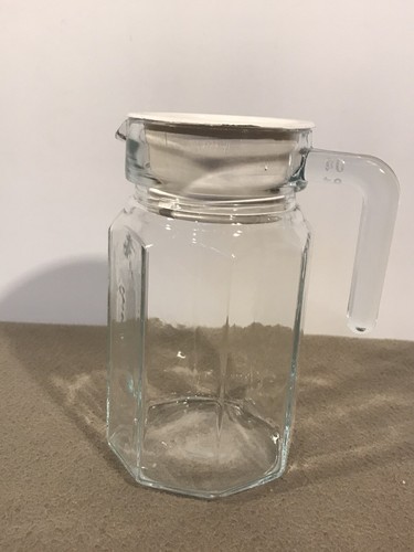 Toyo Nasic Carol Jug Clear Glass Jug With White Lid - 0.75 Litre Jug - Picture 6 of 12