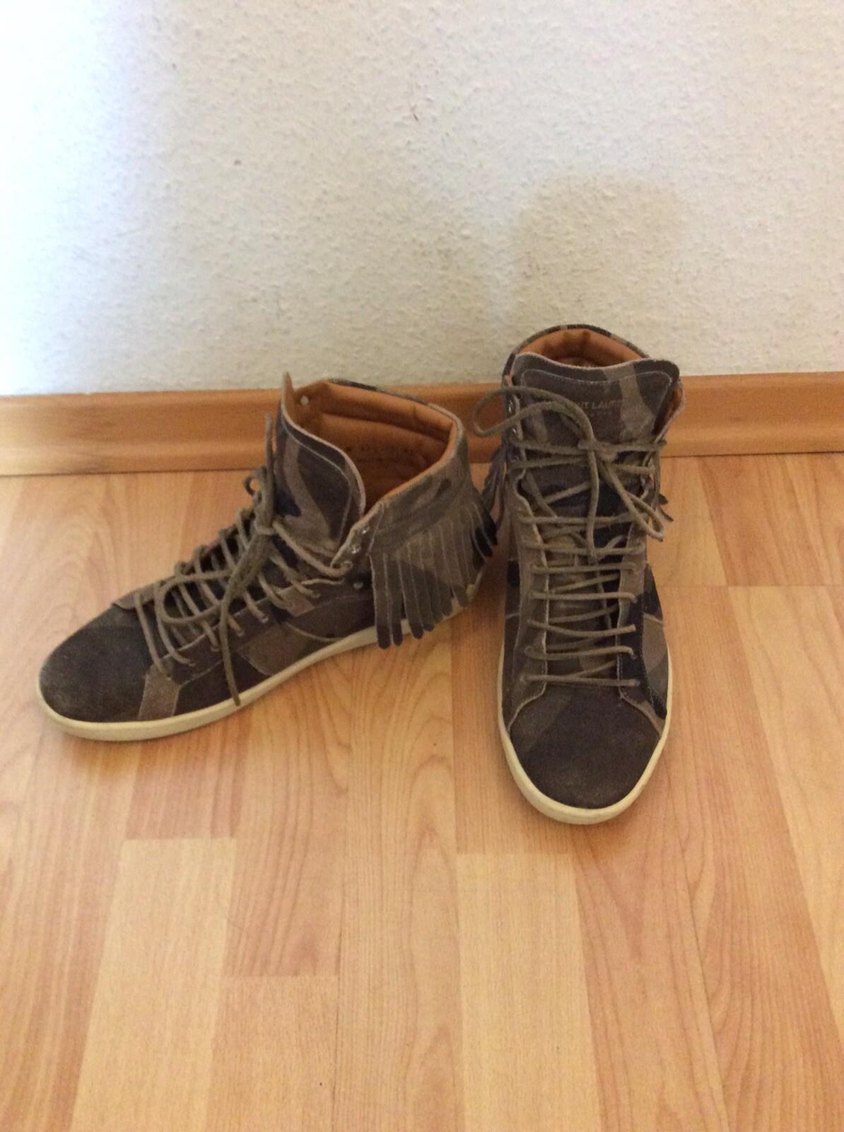 Bild 1 von 8