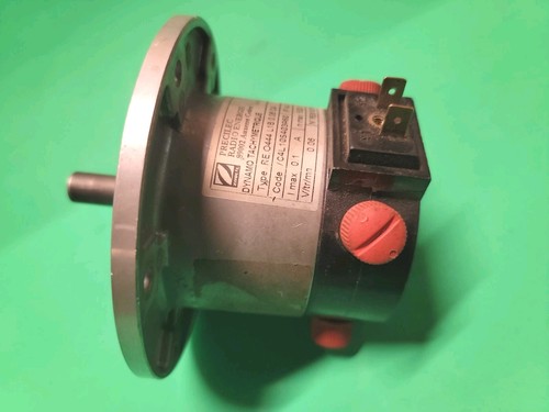 RADIO-ENERGIE DYNAMO TACHOMETER RE.O444-L1B-0.06-CA NEW OLD STOCK - Picture 4 of 5