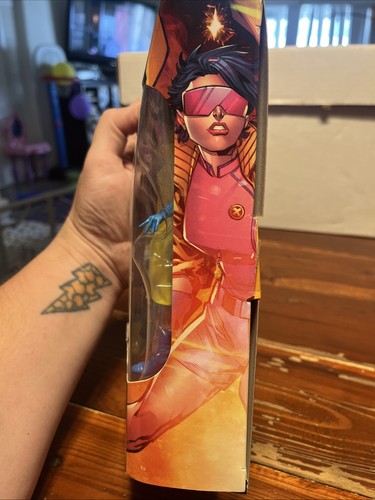 Marvel Legends Figure Jubilee X-Men BAF Caliban completo sigillato mai aperto! - Foto 2 di 6