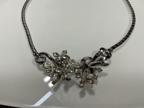 Rare ANTIQUE Silver ALFRED PHILIPPE Art Deco TRIFARI Crystal FLOWER NECKLACE - Picture 7 of 10