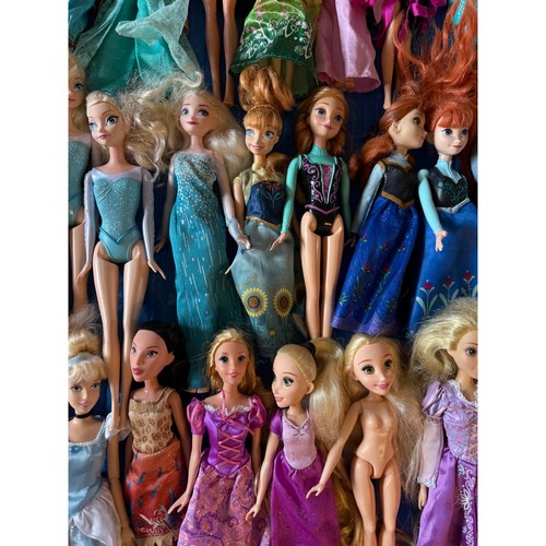 Lote de 40+ Muñecas Muñeca Princesa Barbie Disney Vintage Mattel Ariel Bestia Articulada - Imagen 5 de 9