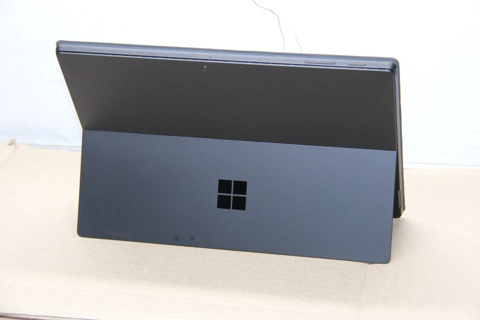 Microsoft Surface Pro 6 Tablet i7-8650U 1.9GHz 16GB RAM 512GB SSD - Fast Ship - Image 4 of 4