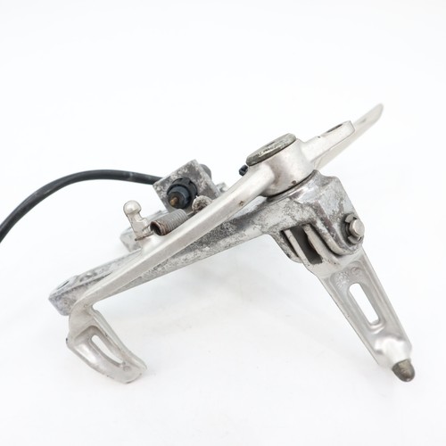 06 07 08 Juego trasero derecho Triumph Daytona 675 palanca de cambios de clavija del conductor D50 - Imagen 11 de 17