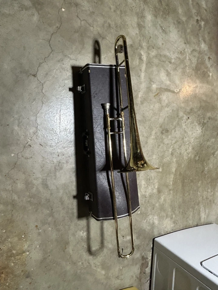 Estuche trombón tenor Yamaha YSL-354 boquilla pintura. Kit ENVÍO GRATIS!! Foto 3 de 4