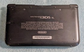 Nintendo 3DS XL Black SPR-001 W/ Charger~Stylus & Game Tested Works No Sd Card