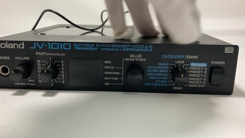 Roland JV-1010 64 Half-rack sound Voice Synthesizer Module From Japan In-stock - Video 1 of 1