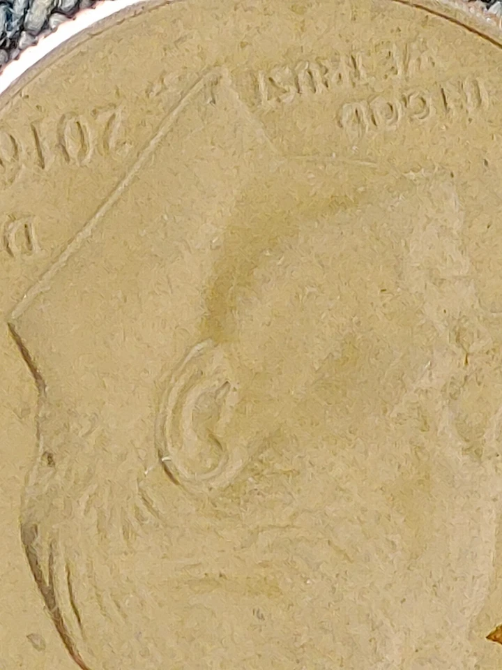 Double Died 2016 Dime With 2 Years, 2 Mint Marks And 2 Eye Balls Even - Image 3 of 4