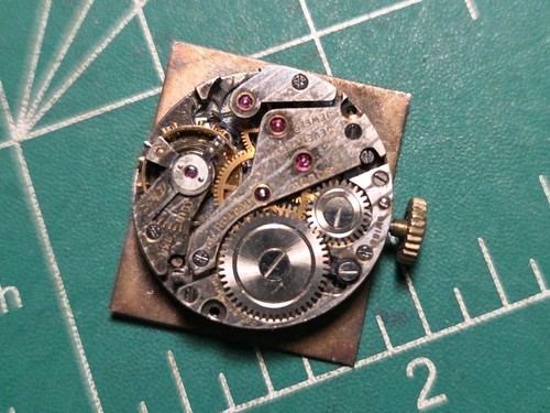 7 Men's Vtg Watches Movements for Parts or Repair Untested Lot 901 - Picture 11 of 22