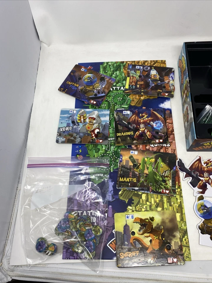 King of New York COMPLETE Iello 2014 Richard Garfield Monsters Manhattan Family - Image 4 of 4