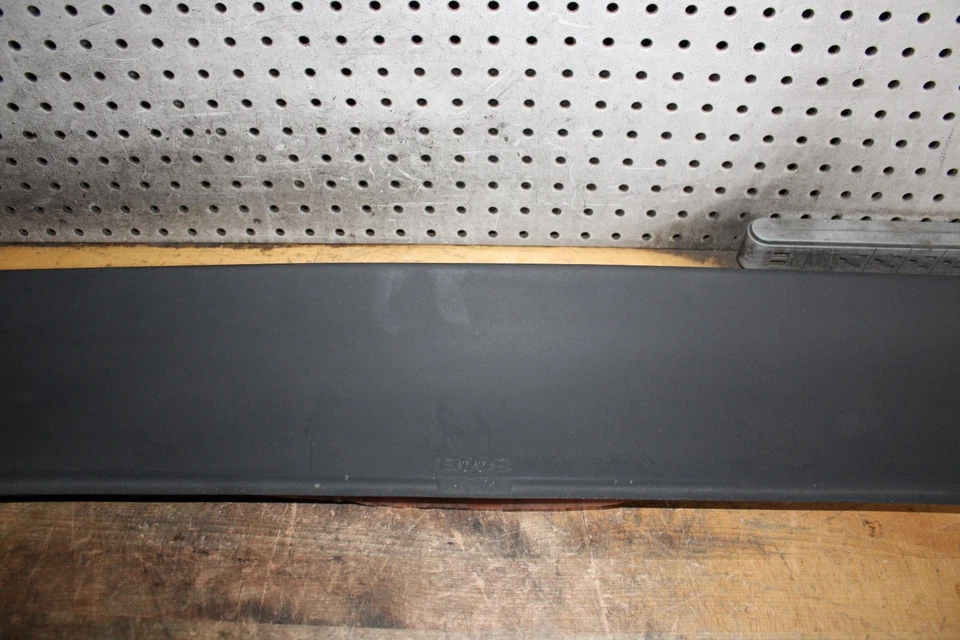 1990 SAAB 900 Hatchback Coupe rear Spoiler RARE OEM - Image 4 of 4