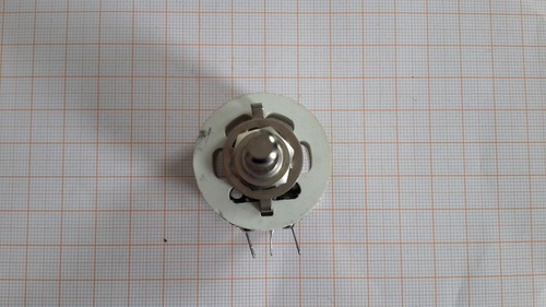 Potenciómetros R variables de potencia caja cerámica Wirewound 15W 220 Ohm PPB-15G USSR - Imagen 9 de 11