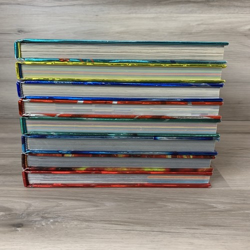 Lot of 8 Guinness Book World Records Hardcover Books 2008, 2011-2016, 2019 - Picture 6 of 8