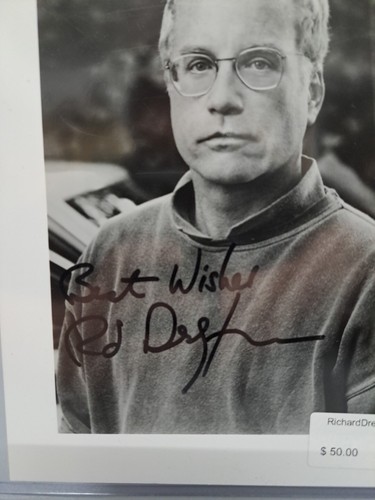 Richard Dreyfuss Signed 8x10 Photo - Picture 2 of 3