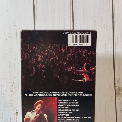 Neil Diamond Love at the Greek VHS Tape 1976 Live Performance 92 Sony Release - Picture 6 of 10