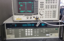 FLUKE 6060B Synthesized Signal Generator WORKS GREAT 10kHz-1050MHz GPIB rear out