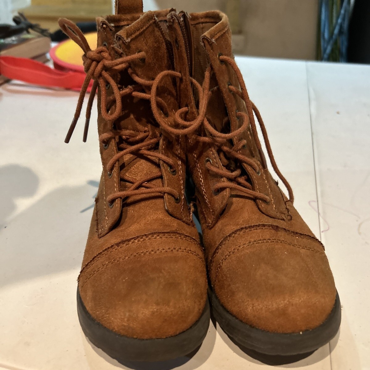 Girl s Steve Madden Jin Command Brown Embroidered Patch Boots Sz 1 VGC kids