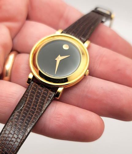 Ladies Classic Movado Museum Watch Ref 87.49.822 works new battery 26mm case - Picture 5 of 8