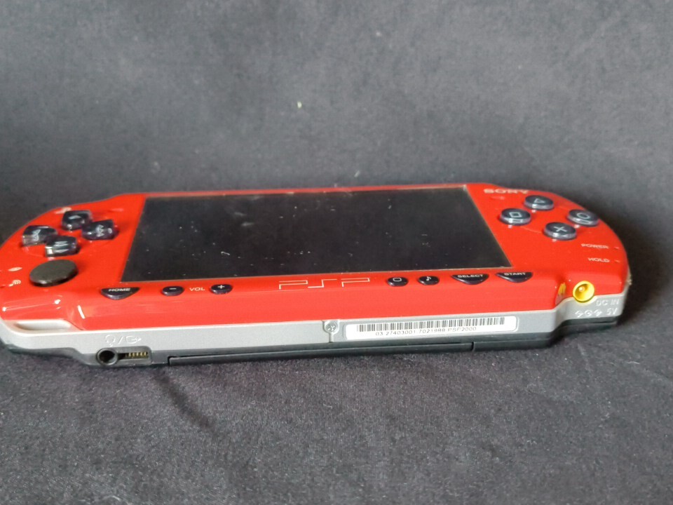 Defective, SONY PSP-2000 PSP NEO ZEON RED Gillen's Ambition