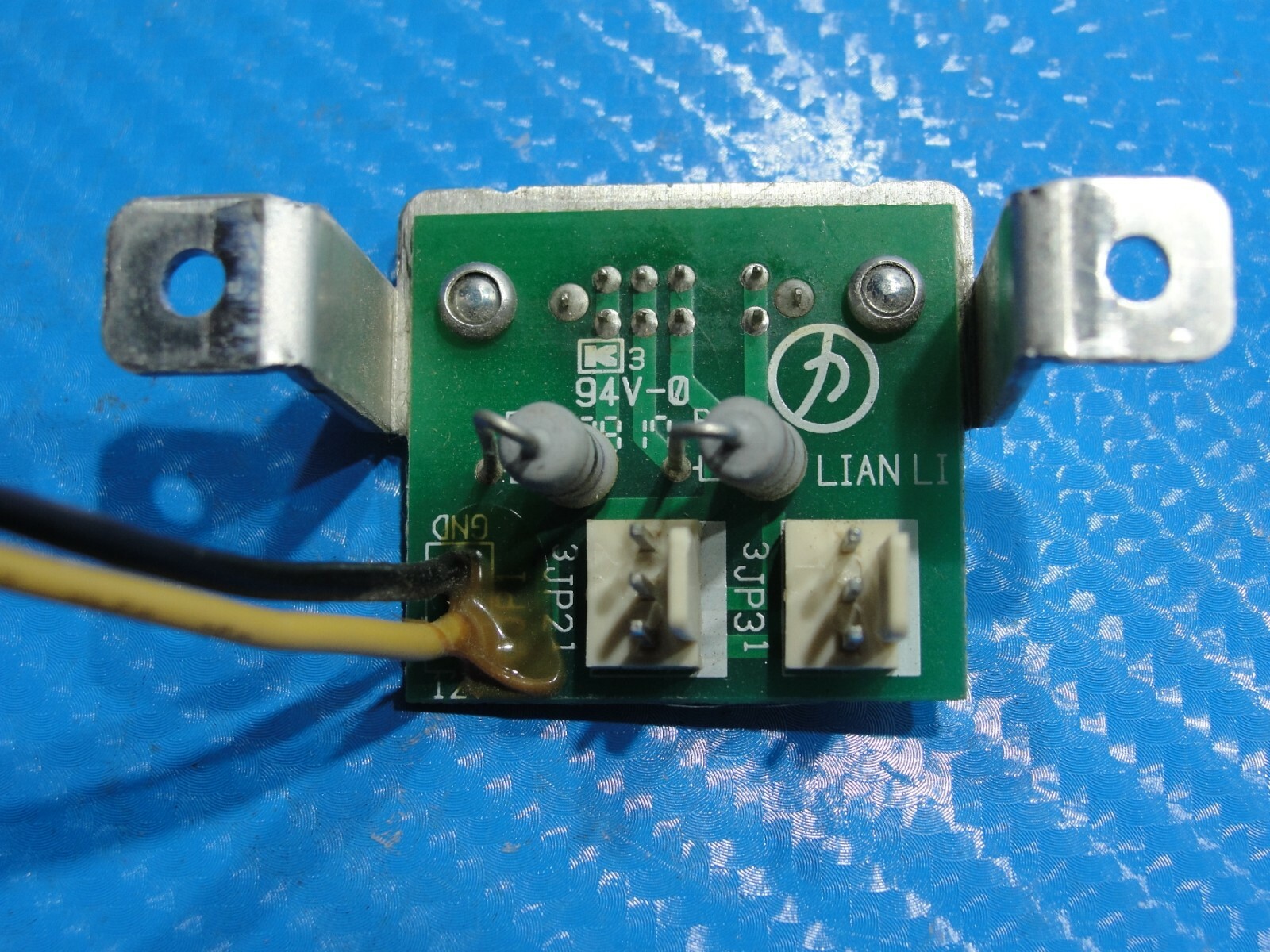 Picture 2 of 4