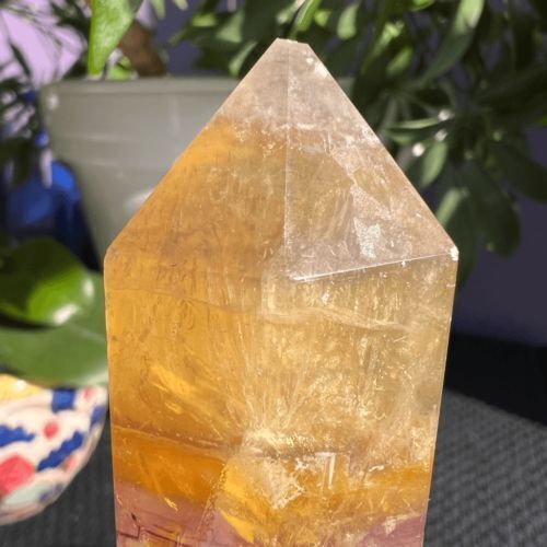 Rainbow Fluorite Crystal Obelisk Meditation Tower (#2) - Photo 3 sur 14