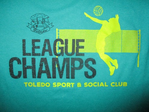 CAMISETA TOLEDO SPORT & SOCIAL CLUB LEAGUE CHAMPS Voleibol Beach Bar Barro XL - Imagen 2 de 2