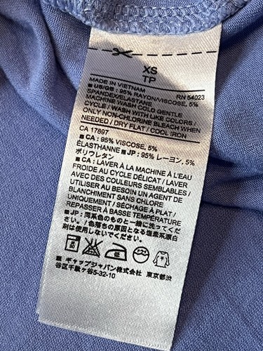 Camiseta sin mangas Banana Republic de verano con capas cuello redondo fluida Comfortcore - Imagen 5 de 5