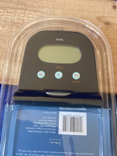 Vintage 2002 Target by Michael Graves 2-in-1 Alarm Clock/Calculator - Sealed - Picture 3 of 3