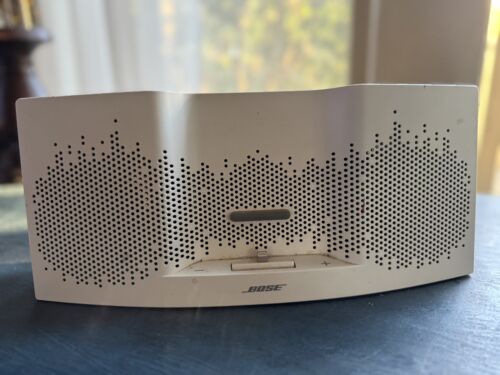 Bose SoundDock XT Speaker W/cord & Instructions. Tested, Fully Charged. - Picture 4 of 10