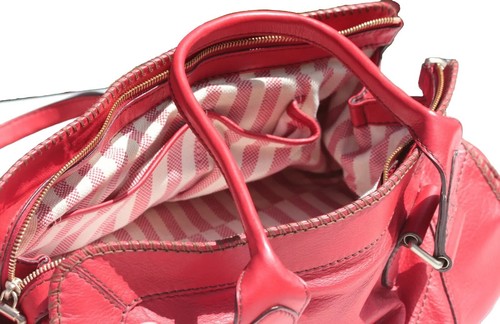 Sac Polochon LANCEL en cuir rouge décor Surpiqûres 45 cm - Picture 7 of 10