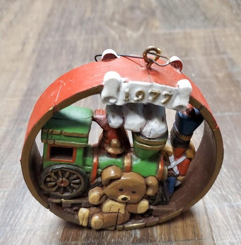 1977 Nostalgia Toys Hallmark Tree Trimmer Ornament Soldier Train Teddy Bear - Picture 6 of 6
