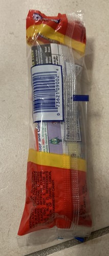 Vtg PEZ Candy & Dispenser Charlie Brown Blue Hat Red Body 073621090026 - Picture 4 of 6