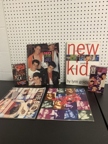 NKOTB New Kids On the Block VHS Video Tape Lot Hangin' Tough & Live Vintage - Picture 1 of 4