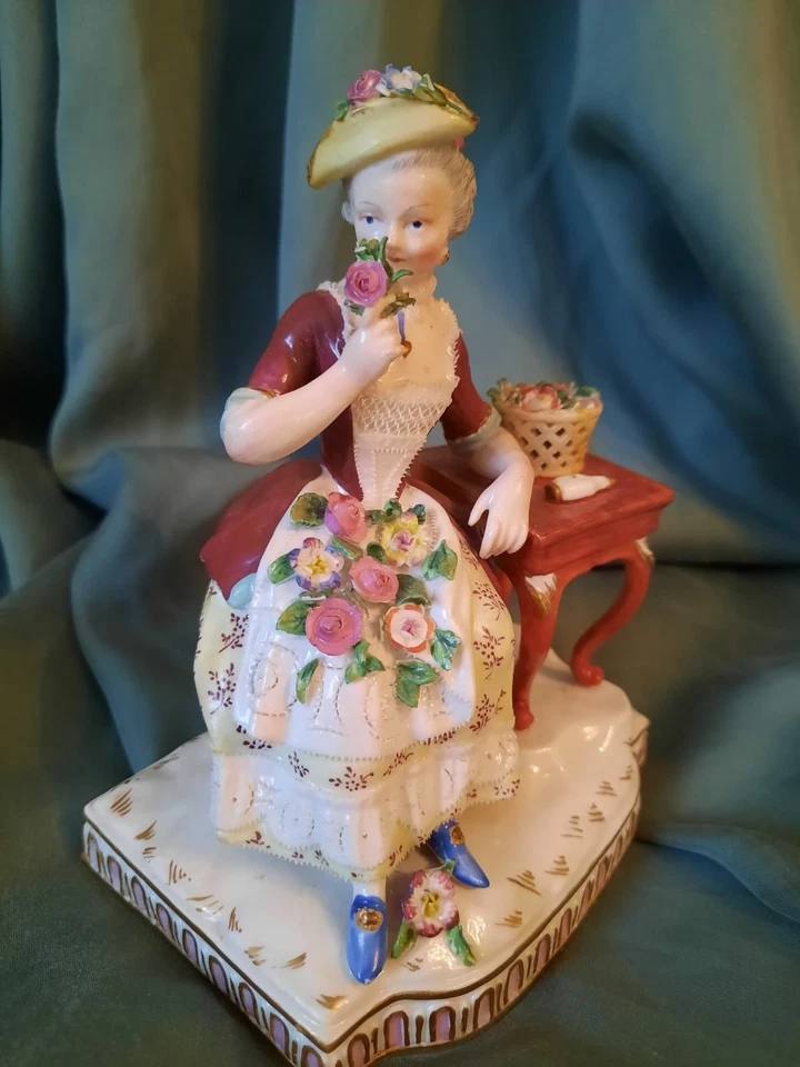 Antique Meissen porcelain Figurine Allegory of the Senses Of Smell - Image 4 of 4