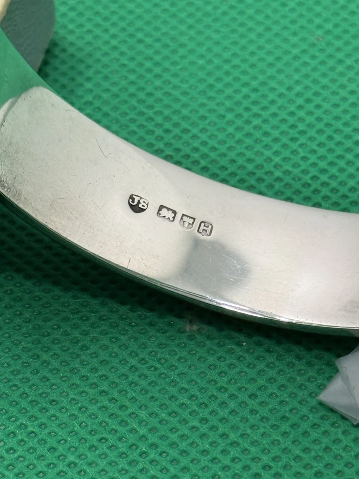 Brazalete Brazalete Vintage 1982 Birmingham Sello Plata Esterlina Grabado Foto 3 de 4