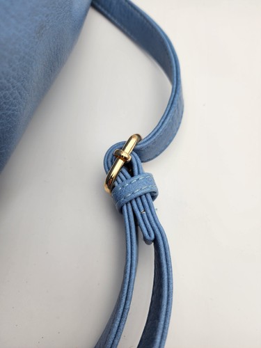 Borsa a tracolla Alyssa blu polvere morbida ecopelle tripla zip tasca usata in ottime condizioni - Foto 12 di 18