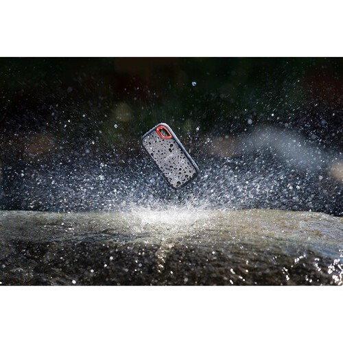 New SanDisk Extreme Pro Portable 2TB SSD SDSSDE61-2T00-G25 - Photo 5/8
