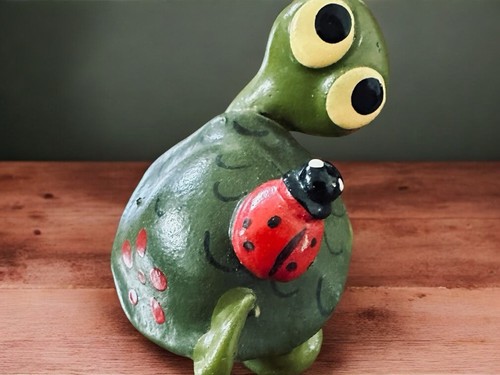 Turtle Figure Kitchy Cute Ladybug On Back Colorful Collectible Decor Set Of 2 - 第 14/18 張圖片
