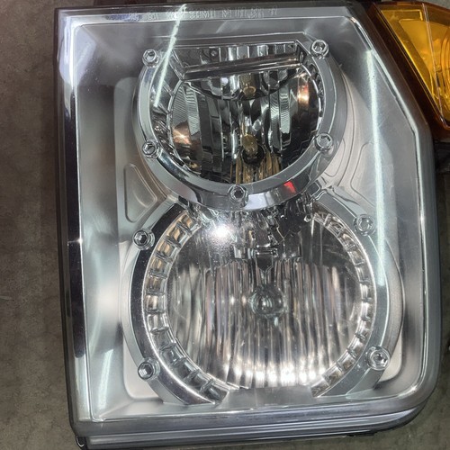 2006-2010 Jeep Commander Factory Headlight Assembly - right hand/passenger side - Bild 5 von 9