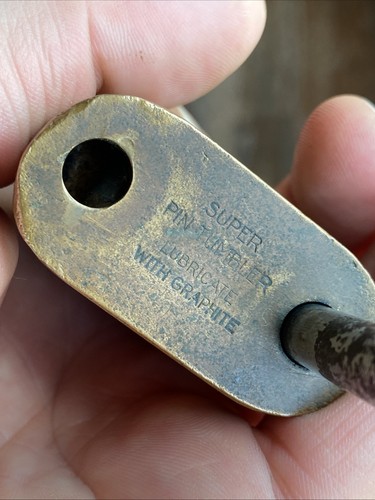 Vtg Antique YALE Brass Super Pin Tumbler Lubricate Graphite Padlock 23392 GA Key - Afbeelding 4 van 18