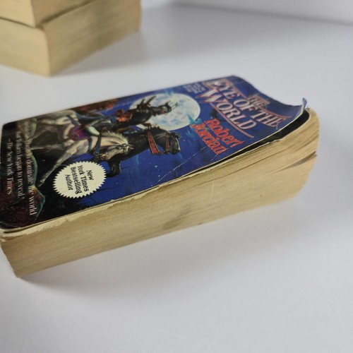 The Wheel of Time series by Robert Jordan Paperback Book Lot 8 - Picture 15 of 24