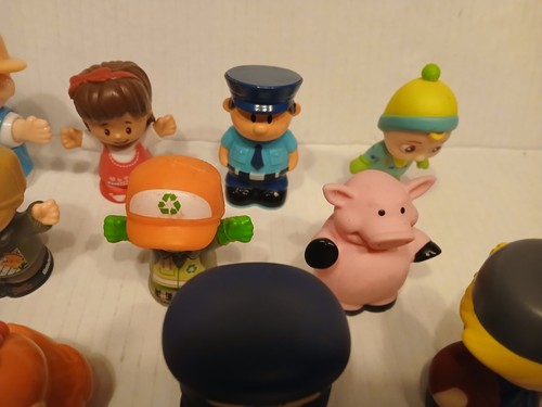 Little People Assortment And More ,14 Pieces toys figures kids toys - Picture 3 of 6