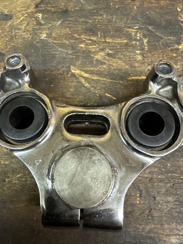 84 Harley Davidson XLH 1000 Sportster upper triple tree fork shock clamp - Picture 3 of 8