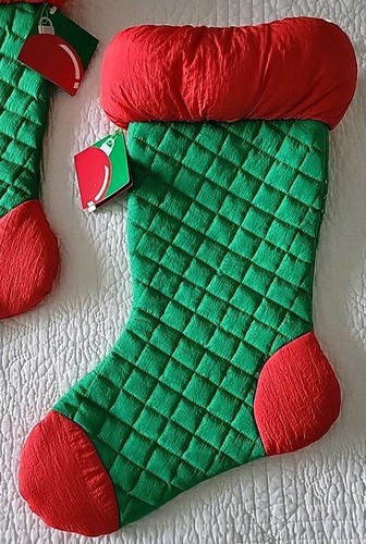 Set 2 calze natalizie trapuntate verde rosso puffy top dita dei piedi e tacco nuove con etichetta - Foto 2 di 11